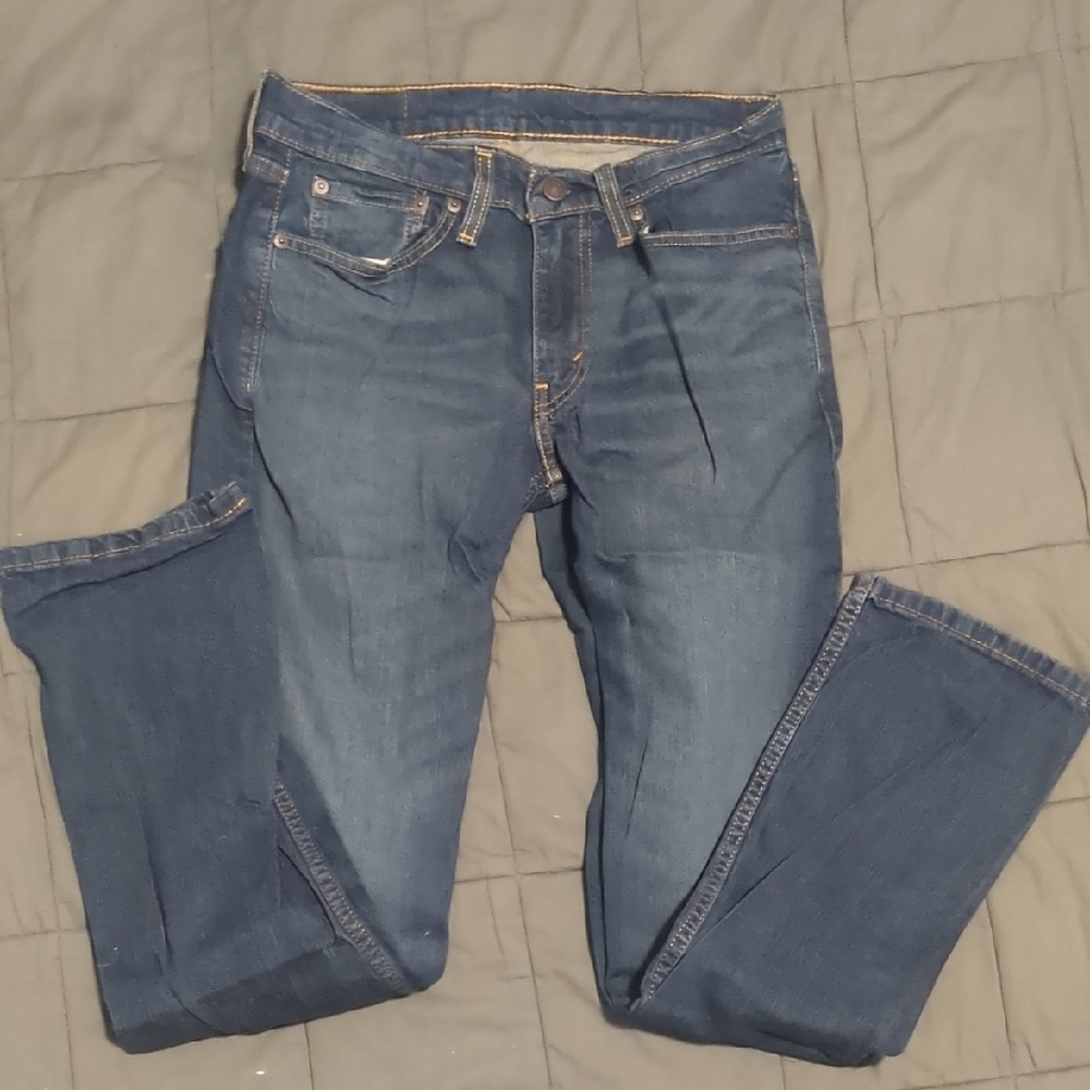 Levi's Blue Slim Jeans with Classic Denim Style